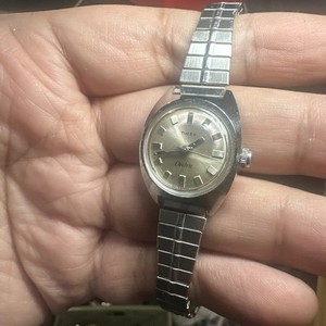 Timex Electric Ladies Watch | eBay display picture 2