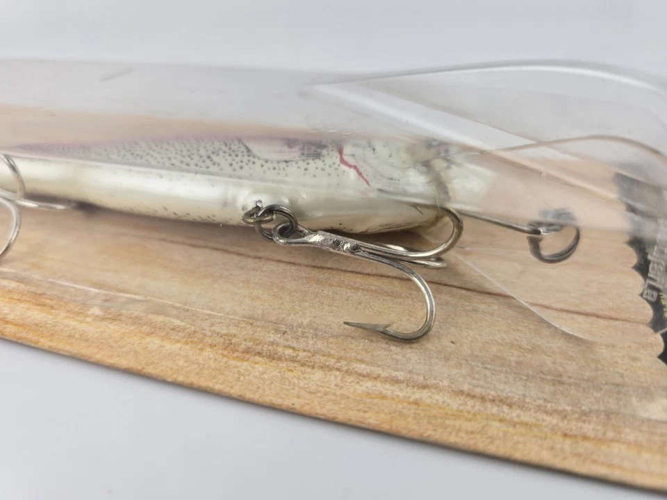 Rare Bagley Diver 5" Small Fry in Rainbow Trout, All Brass, Vintage/NOS  - Image 4 of 4