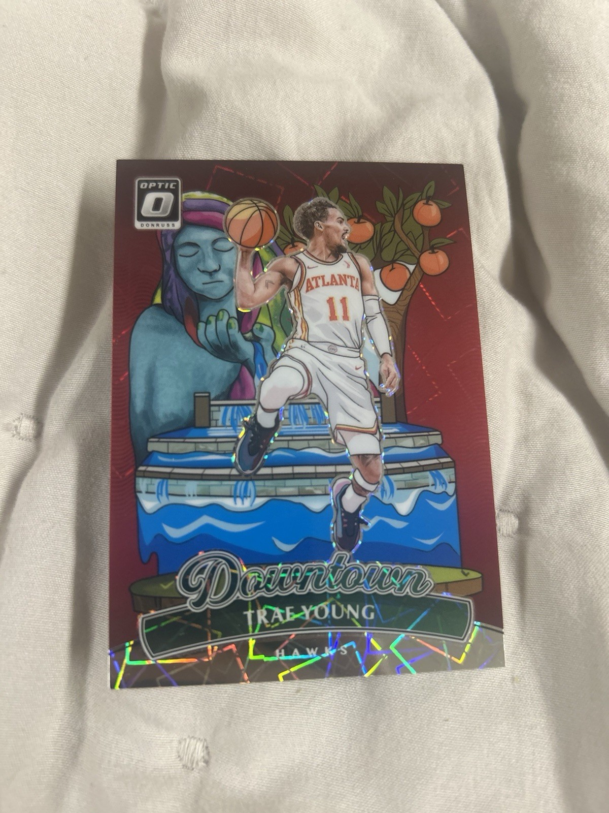 Panini Donruss Optic Downtown Trae Young Prizm Insert Atlanta Hawks #11 2024-25