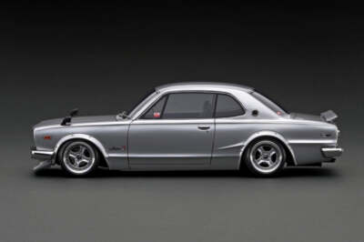 NISSAN SKYLINE 2000GT-R 1/18 ミニカー 1:18 Nissan Skyline 2000 GT-R (KPGC10) -- Silver -- Ignition