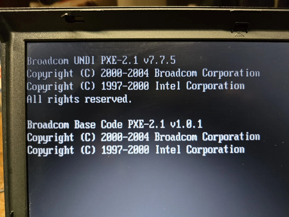 IBM ThinkPad Laptop Computer XP Professional, Typ: 1858 - Bild 4 von 4