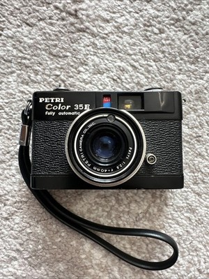 Petri Color 35 E Fully Automatic Analoge Sucherkamera Schwarz