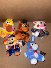 Complete Set of 5 Five Nights at Freddy  s Jazwares 8  Plush Glow Eyes FNAF 2025