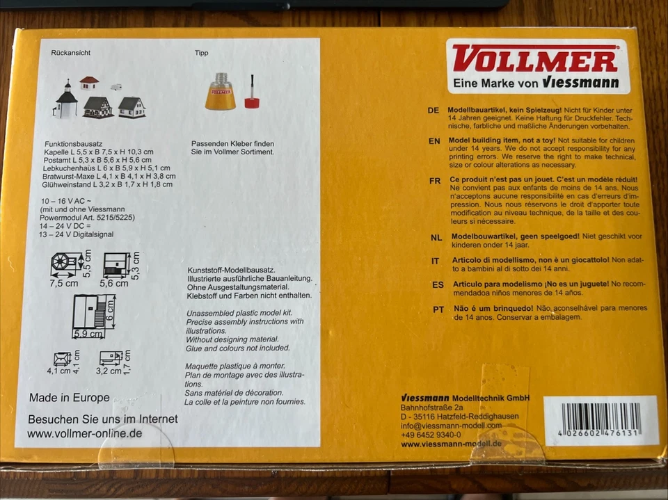 Vollmer 47613 N 1:160 Kit de Pueblo de Navidad con Iluminación LED Foto 2 de 4