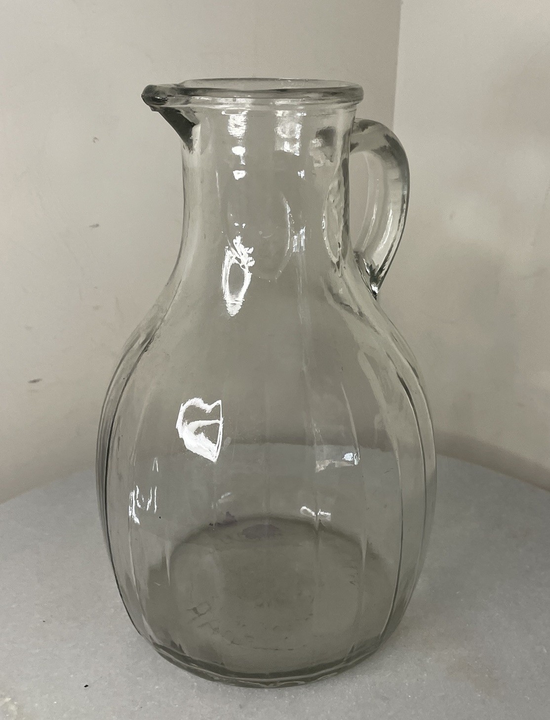 VTG 30s White House Vinegar Ribbed Glass Pitcher Jug Leaf Pattern #679-7 Handle
