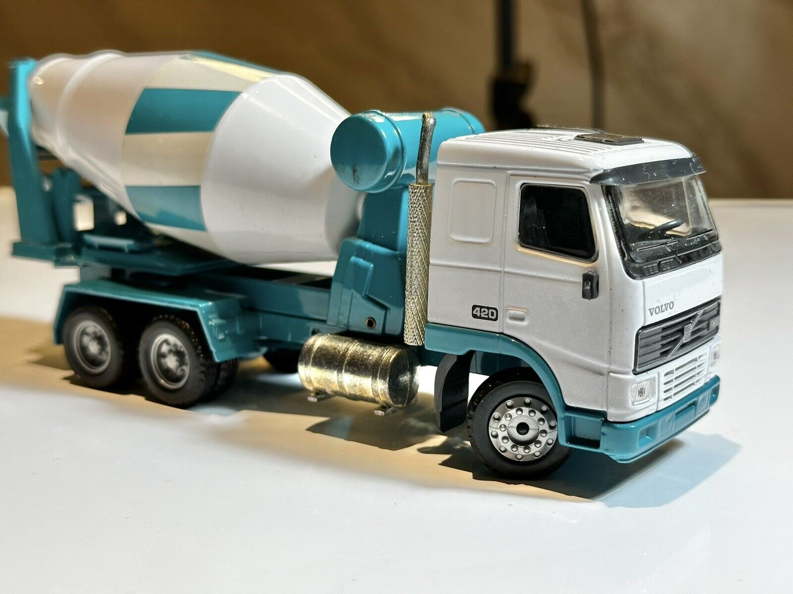 Foto 13 di 17