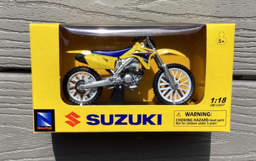 NEW-RAY 1/18 2007 SUZUKI RM-Z450 MOTORCYCLE DIE CAST W/ PLASTIC PARTS 01273 NIB - Picture 21 of 23