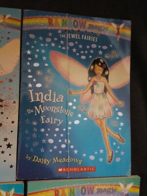 Rainbow magic 29冊 Rainbow Magic: My A to Z of Fairies by Daisy Meadows