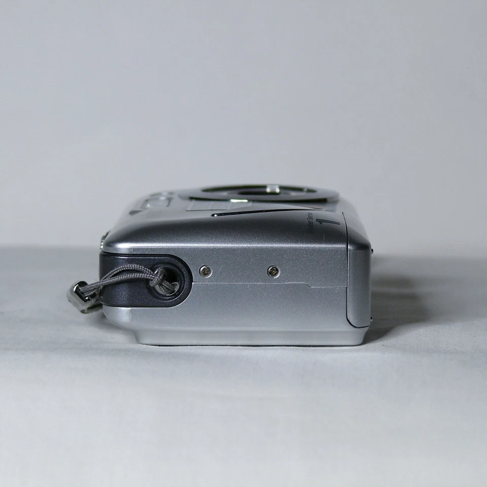 Vivitar ViviCam 6324 6.0 MP Compact Digital Camera - Image 4 of 4