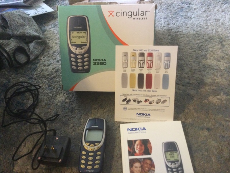Nokia 3360 Very Rare - For Collectors -phone/orig.box /charger/manual/user guide