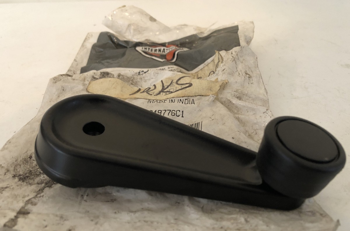 GENUINE INTERNATIONAL OEM 1649776C1 BLACK CRANK WINDOW HANDLE NEW 