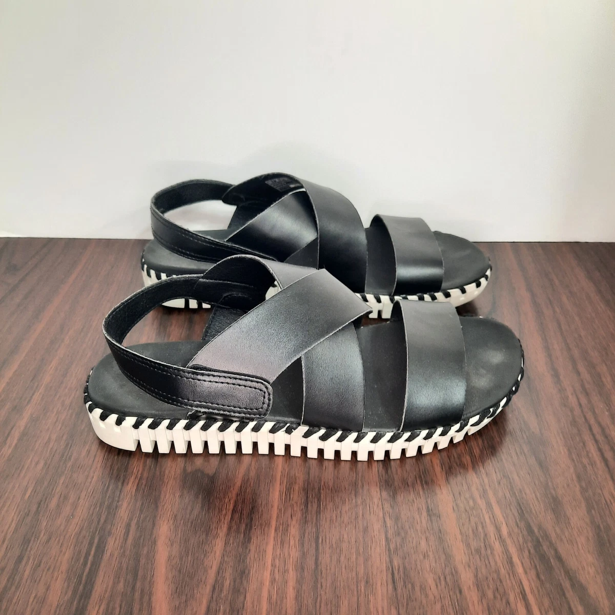 Skechers black strappy sandals sales