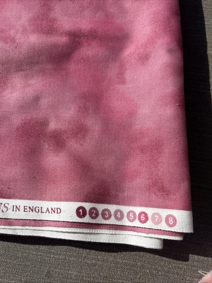 Mixed Lot Fabric Scraps 7pc Quilting Crafts Sewing Pinks Mauve Floral Swirl 2lb - Image 4 of 4