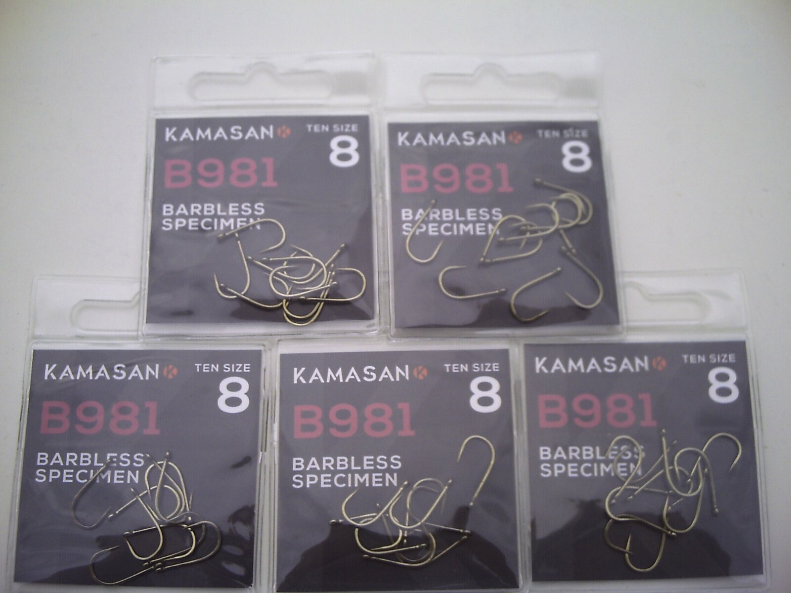 50 x Kamasan B981 Eyed Barbless. Size 8. Strong Hook for Big Baits & Big Fish