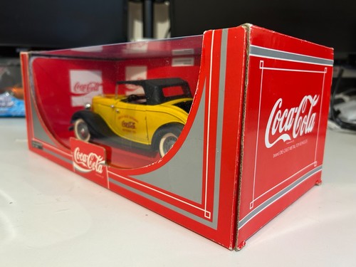 Ford Roadster Coca Cola Solido1:18 Diecast Model Car – Boxed, Flawed - Picture 9 of 11