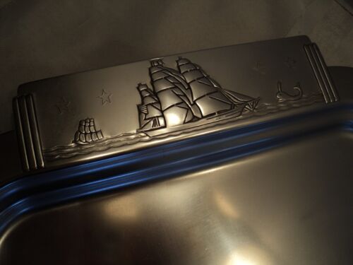 Vintage, Kensington Aluminum, Large Tray, 23" X 14.5" w/Handles - Near Perfect - Picture 3 of 5