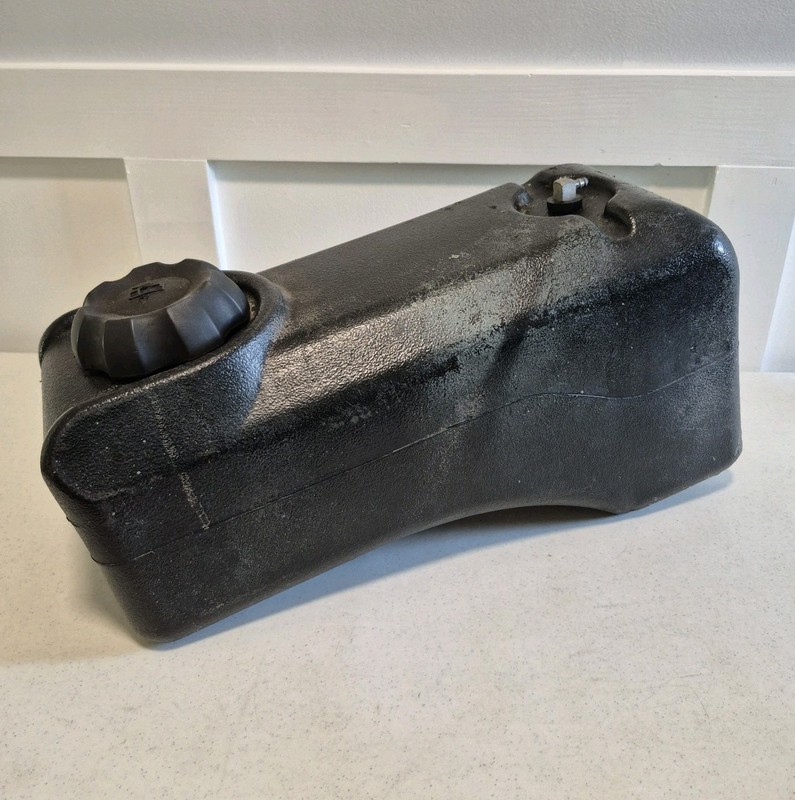 CUB CADET Z-Force Zero Turn fuel GAS TANK 01004350 (repaired) READ DESCRIPTION