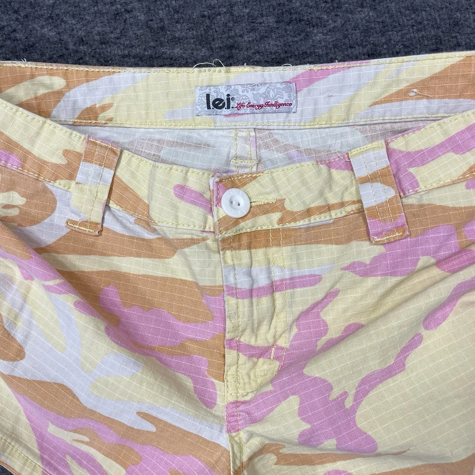 Y2K LEI Shorts Size 7 Yellow Pink Camo Ripstop Low Rise Cinch Legs 2.5” Inseam - Image 2 of 4