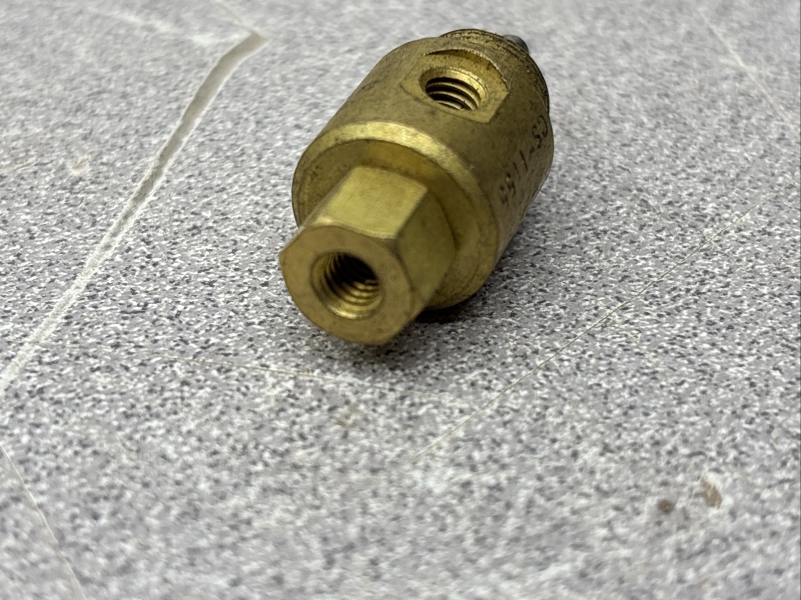 NEW NO BOX Clippard MAV-3 Valve, Normally Closed, 3-Way, 10/32 threads