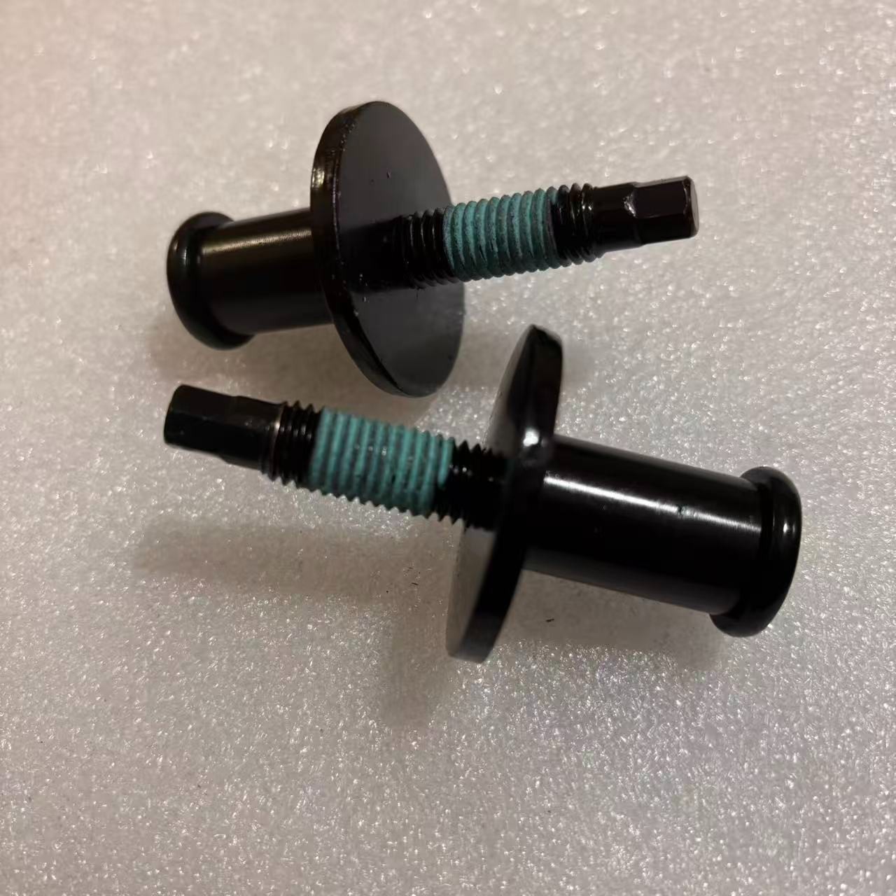 2 X New Rear Tailgate Striker Latch Lock For Ford F150 F250 F350 1L3Z99404A42AA