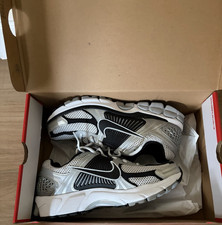 Nike Zoom Vomero 5 Silver Black White Mesh Lo...