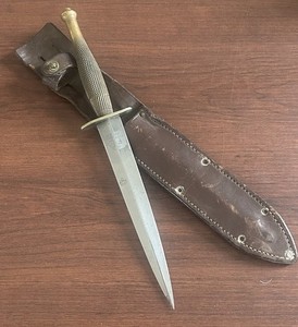 Rare Fairbairn Sykes Commando Dagger With WE Fairbairn Signature On The Blade