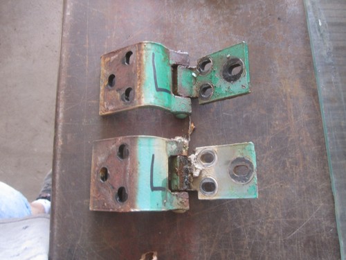 60 61 62 63 64 65 66 CHEVROLET C10 C20 C30 TRUCK LEFT DOOR HINGES OEM PAIR