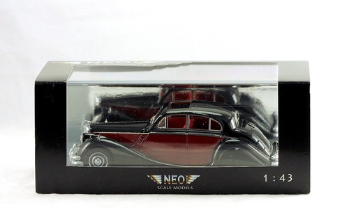 1:43 NEO Scale Models NEO43950 Jaguar Mk V 4-door Saloon RHD black & maroon MIB - Picture 3 of 5