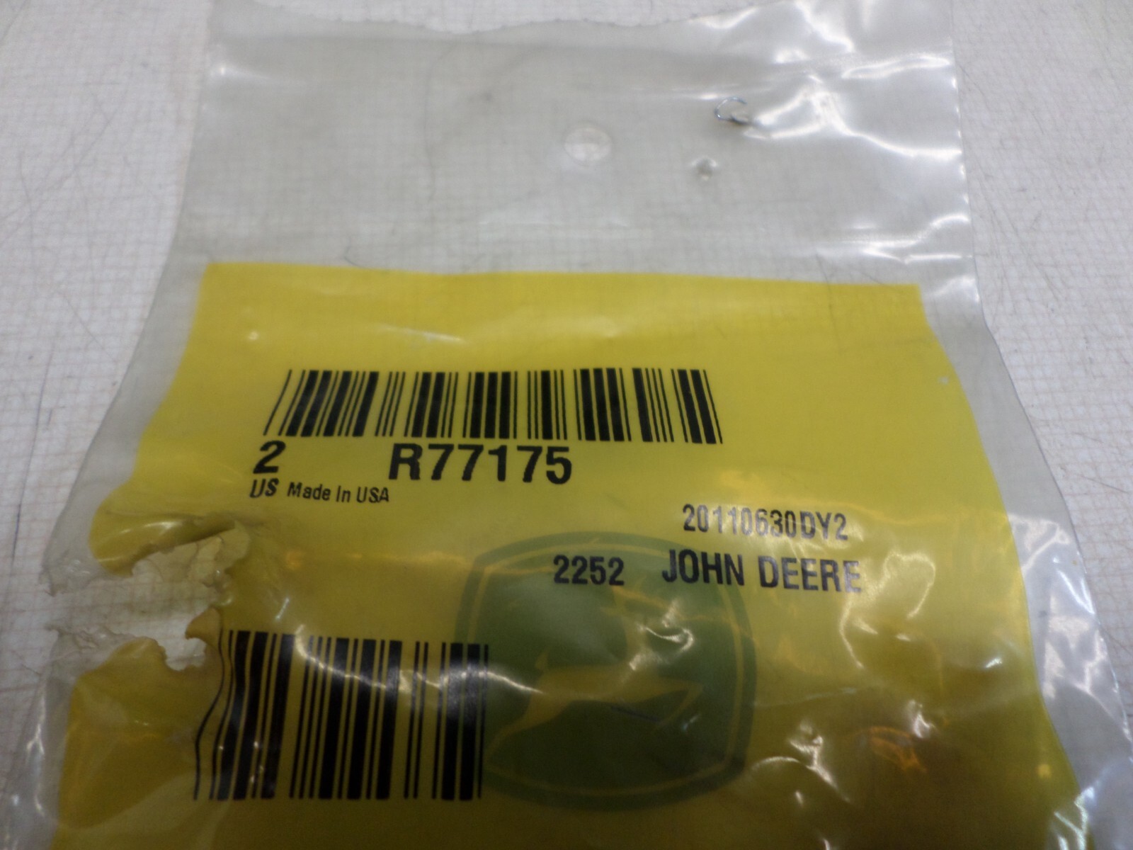 MANY JOHN DEERE YEARS AND EQUIPMENT MODELS HYDRAULIC FITTING DUST CAP