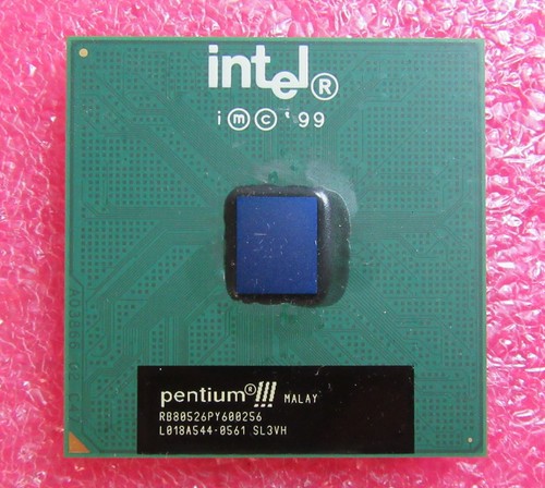 Intel Pentium III-S @ 1403 MHz - CPU-Z ATOR