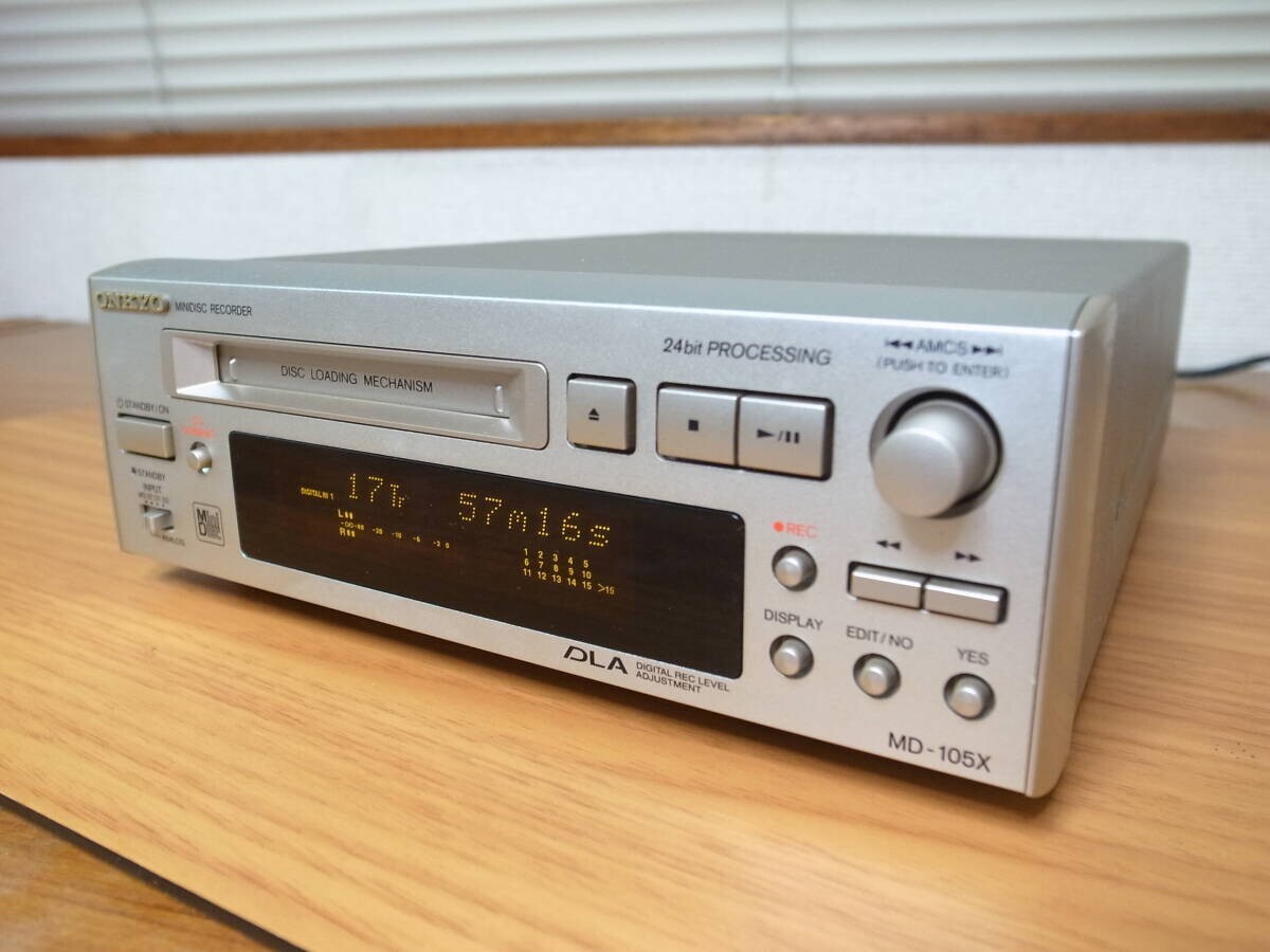 ONKYO MD-105X MD Mini Disc Recorder High Speed Audio System Silver