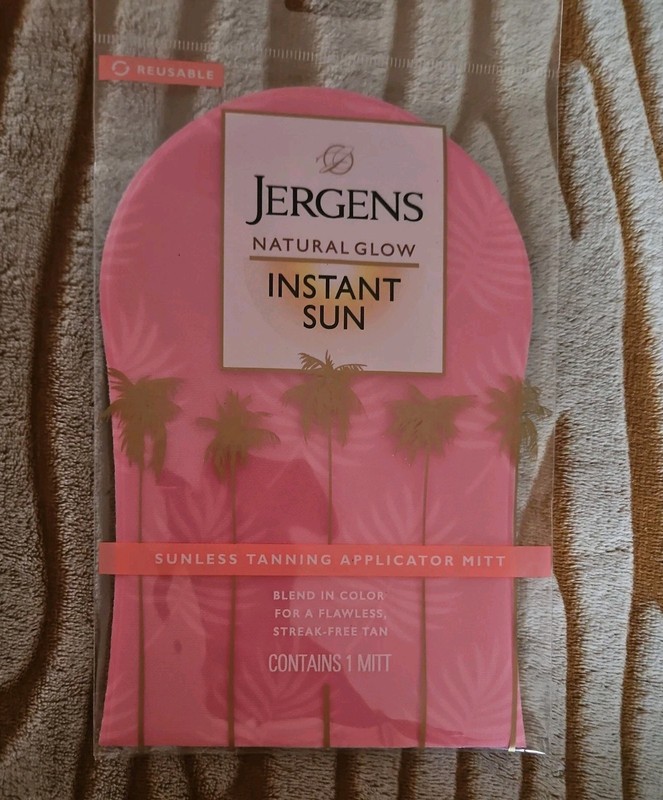 Jergens Natural Glow Instant Sun Sunless Tanning Applicator Mitt New Pink 