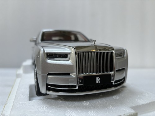 1/18 Rolls-Royce Phantom VIII Silver Dealer Edition Diecast Limit Edition - Picture 3 of 24