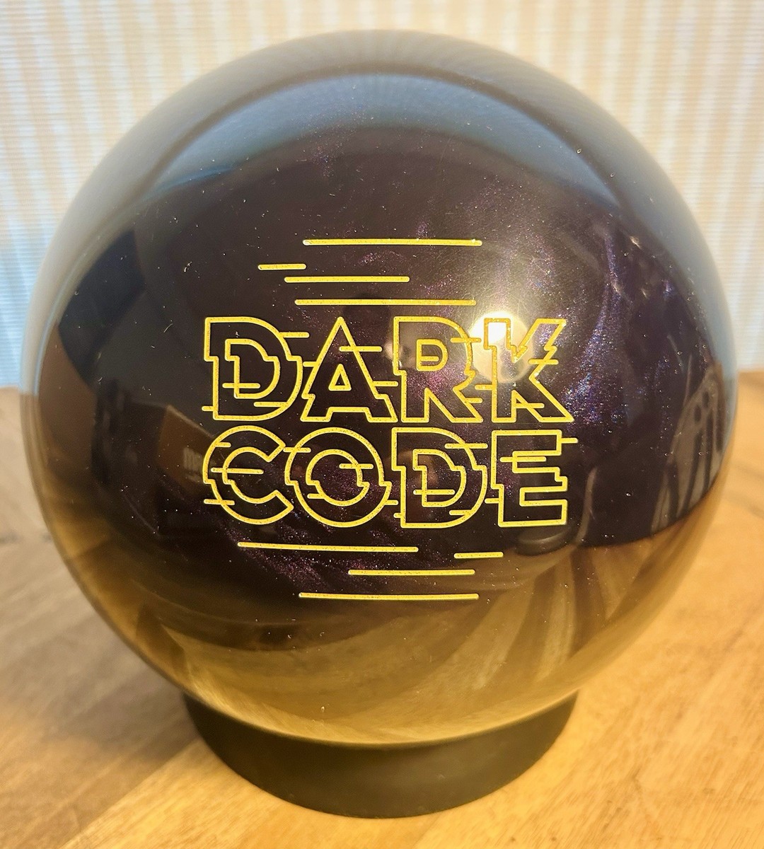 DARK CODE ボウリングボール 黒　ストーム　15P Storm Dark Code Bowling Ball NIB Undrilled 1st Quality 16lbs 1500