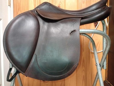 2020 18  Calfskin and grain Antares Contact 3A/2+2 in SUPERB condition! 