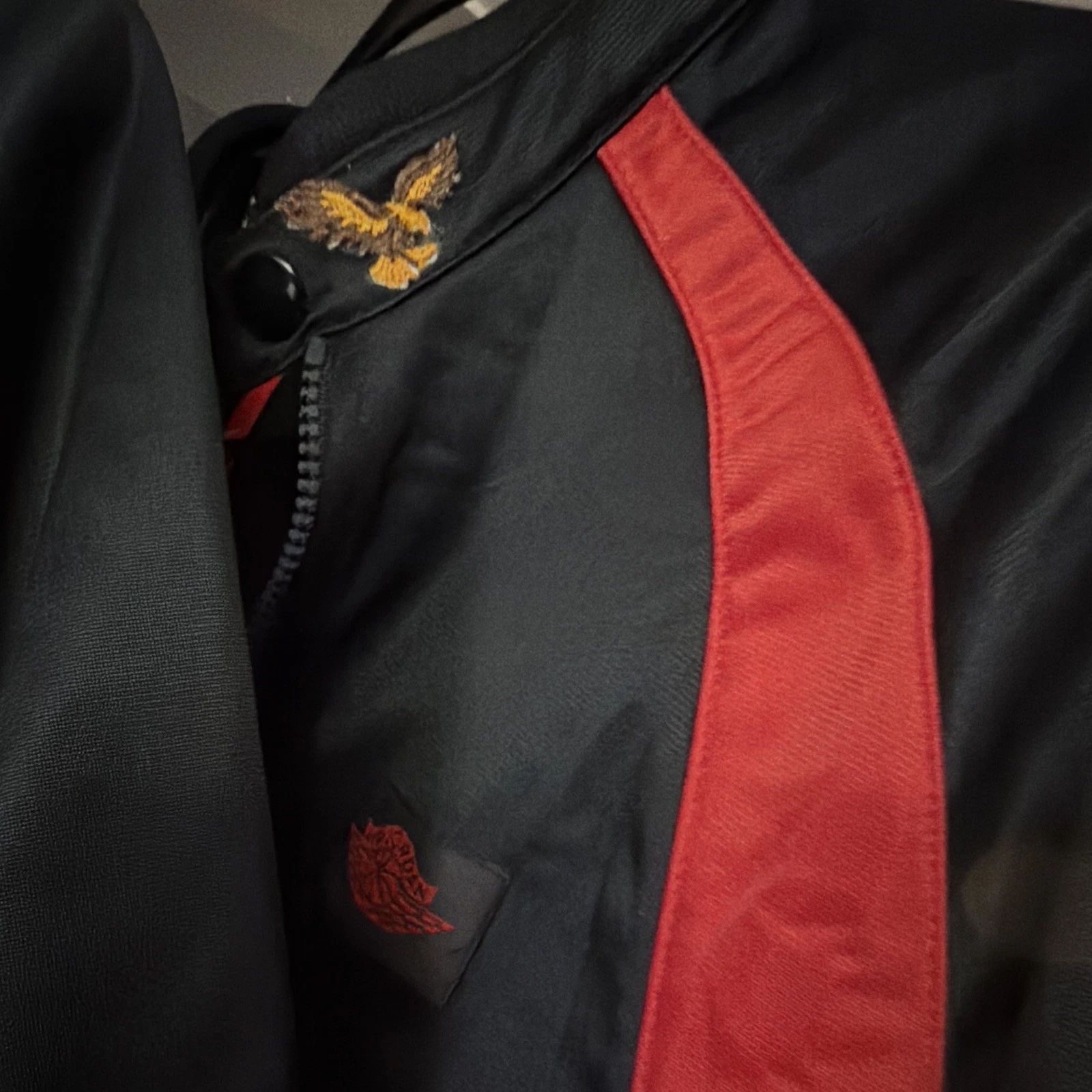 Nike Air Jordan Men's Track Jacket Full Zip L Black/Red Colorblock Satin - product detail image 5