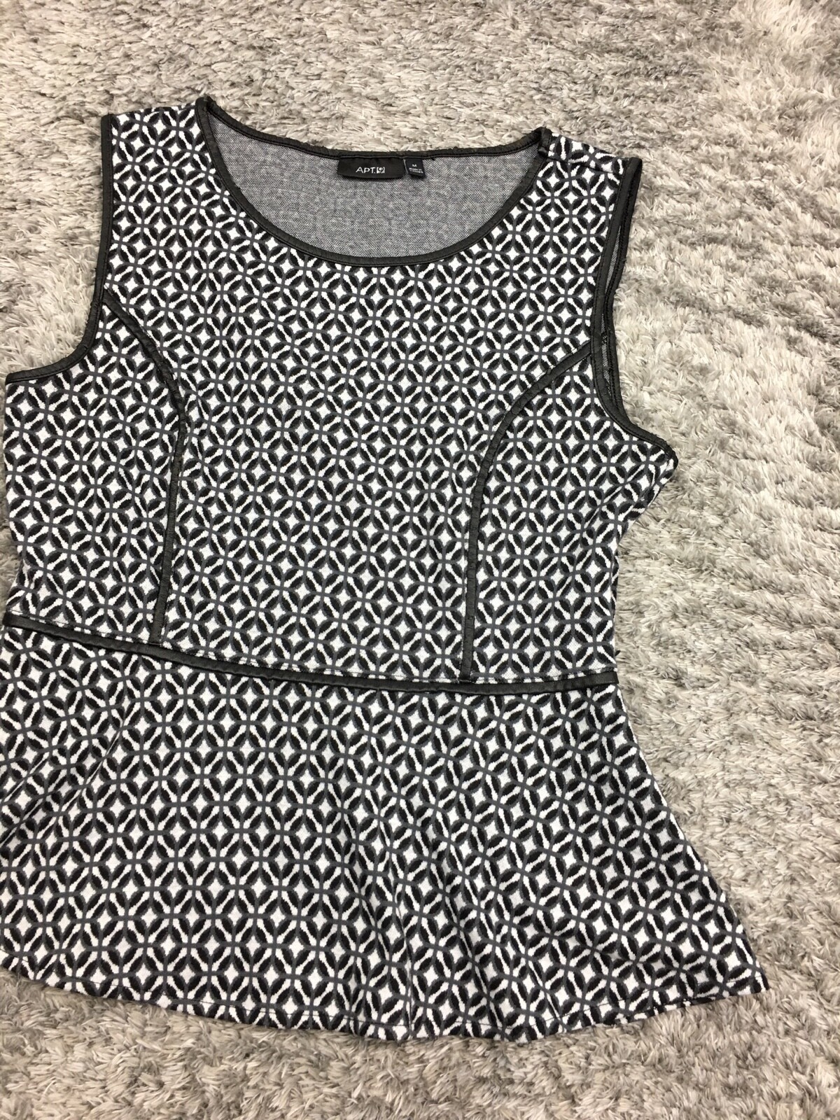 APT 9 Sleeveless Top Size Medium Black And White Pattern Blouse | eBay