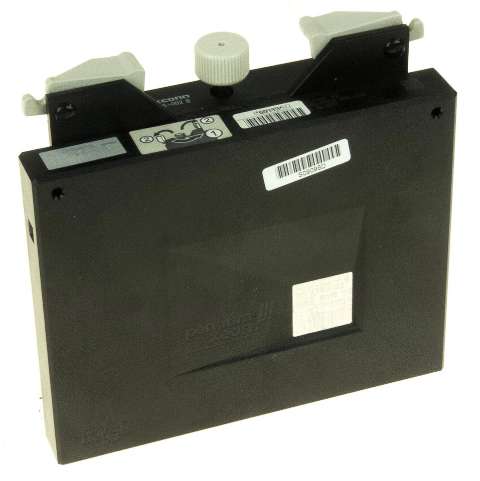 Intel Pentium III Xeon SL3D9 500MHz SLOT2 + Cooler - Immagine 2 di 2