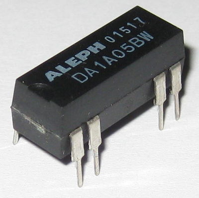 Aleph 5V Coil 0.5 Amp Relay Rated at 200 VDC - Small 5 V DC PC Mount DIP Relay