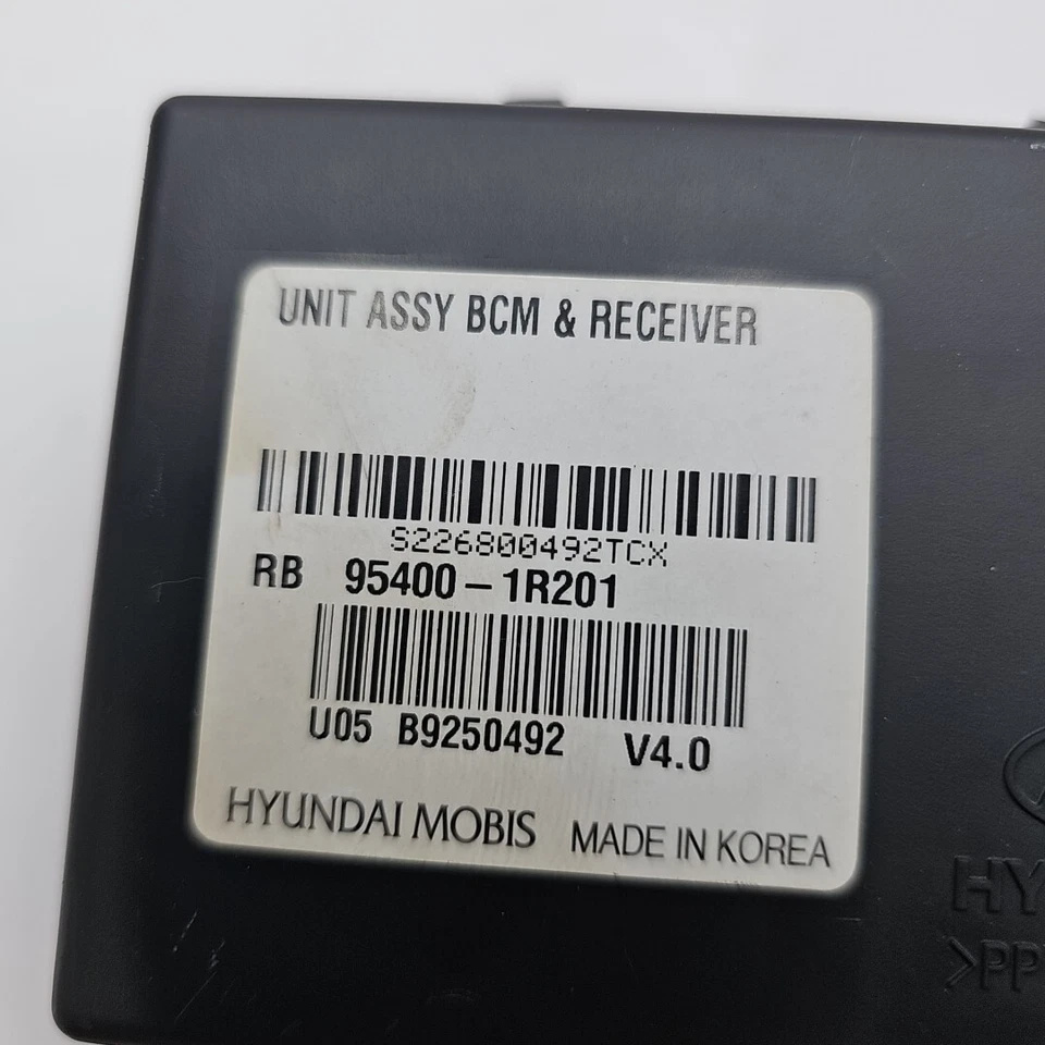 2012- 2017 Hyundai Accent Body Control BCM Module 95400-1R201 OEM Receiver Unit - Image 2 of 3
