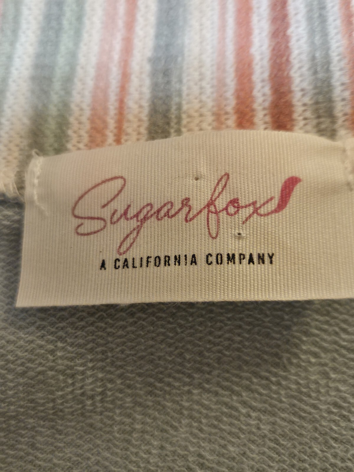 Sugarfox Multicolor Mixed Pattern V-neck Blouse. … - image 4