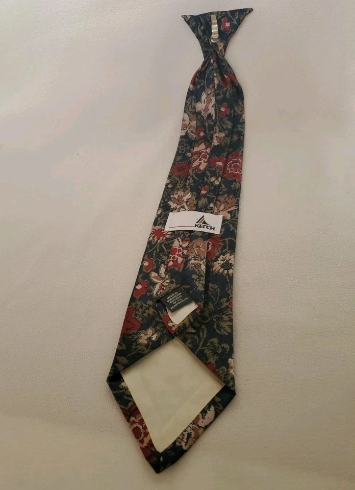 Vintage Clip On Tie Ketch Floral Azul Vermelho Preto Verde Creme 18" de Comprimento 3,5" de Largura - Imagem 2 de 4
