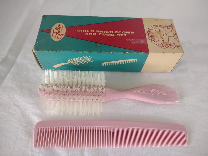 Vintage Fuller Brush Girl's #519 Pink Bristlecomb Hair Brush Comb Set w/box NOS