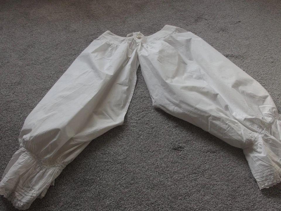 Antique Victorian knickers bloomers  open leg crotch less - Image 4 of 4
