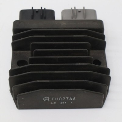 2021-2023 TRIUMPH SPEED TRIPLE 1200 RR Regulator/Rectifier - T1300679