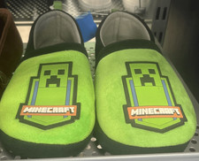 Boys Minecraft Creeper License Slippers Easy On/Off Slip-On Style Size 4/5 NWOT