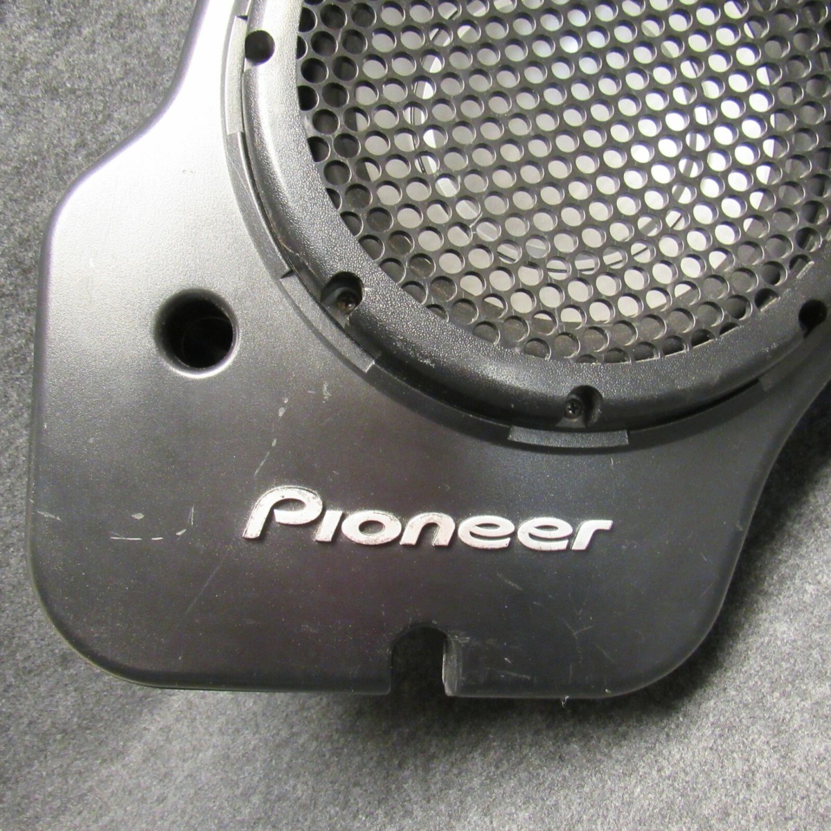 2005-2010 Cobalt 4dr Sedan Pioneer Factory Subwoofer Speaker 2005-2010 Cobalt 4dr Sedan Pioneer Factory Subwoofer Speaker