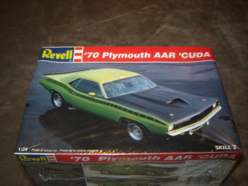 Revell #7601 Factory Sealed 1970 Plymouth AAR Cuda 1/24 Scale 1995 Model kit