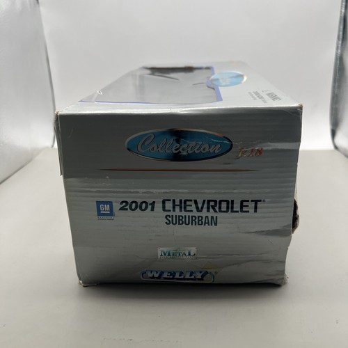 Diecast 1/18 Collection WELLY 2001 Chevrolet Suburban Green - New in Box - Picture 15 of 19
