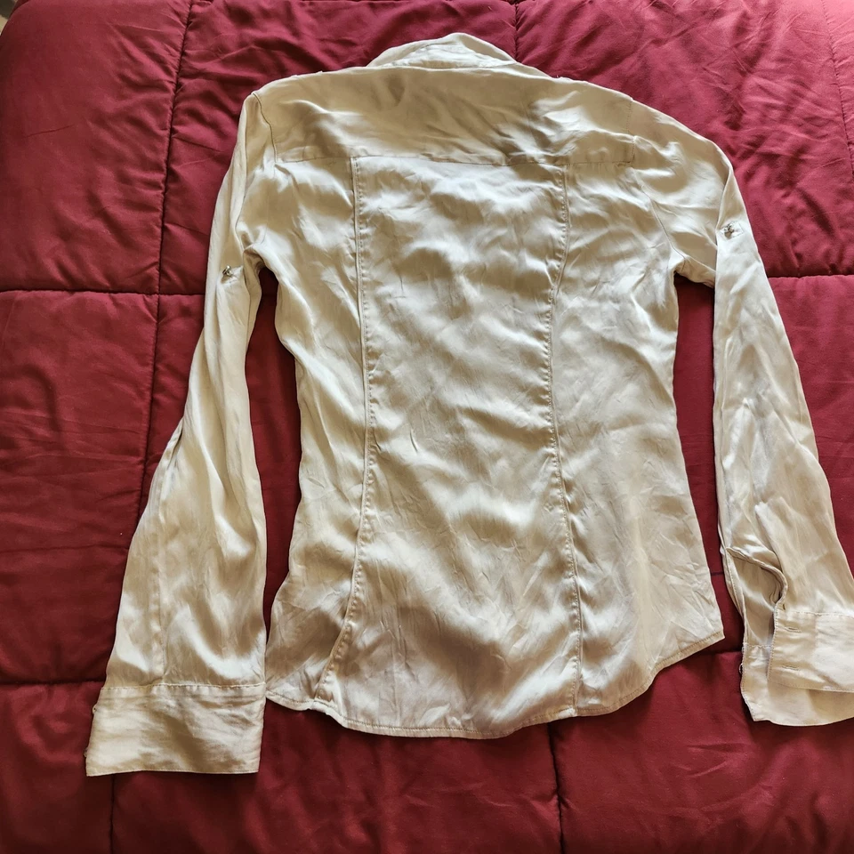 Camisa de Vestir Casa Blanca Mercado Negro Mezcla Seda Volantes Abotonada Talla 2 Champagne Foto 2 de 4